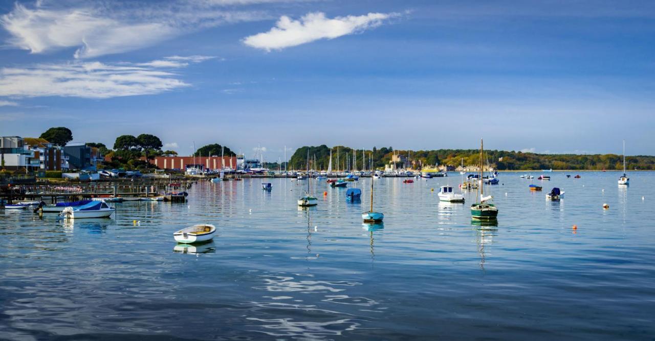 Park Lake View Poole Exteriér fotografie
